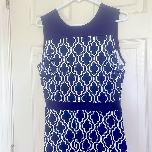 Lands” End Navy Blue Dress Size 10 - Picture 3 of 5